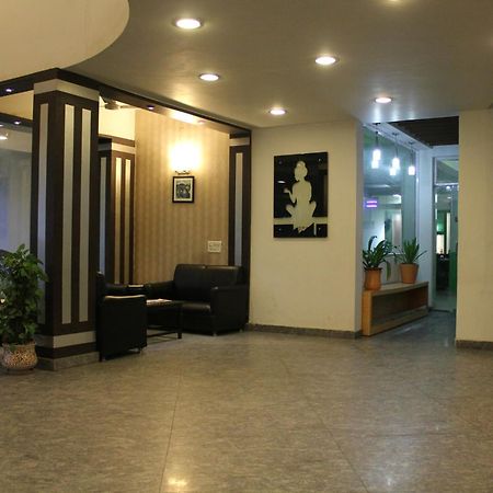 Grand Heritage Resort Greater Noida Exteriör bild