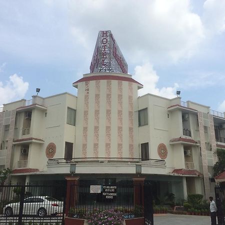 Grand Heritage Resort Greater Noida Exteriör bild