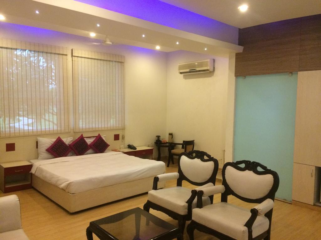 Grand Heritage Resort Greater Noida Exteriör bild