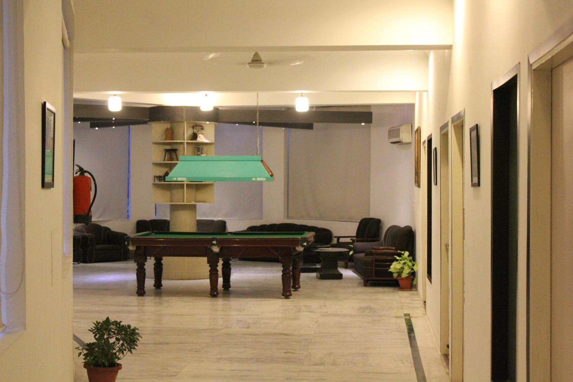 Grand Heritage Resort Greater Noida Exteriör bild