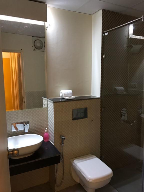 Grand Heritage Resort Greater Noida Exteriör bild